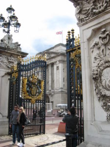 Palace gates Dancing King